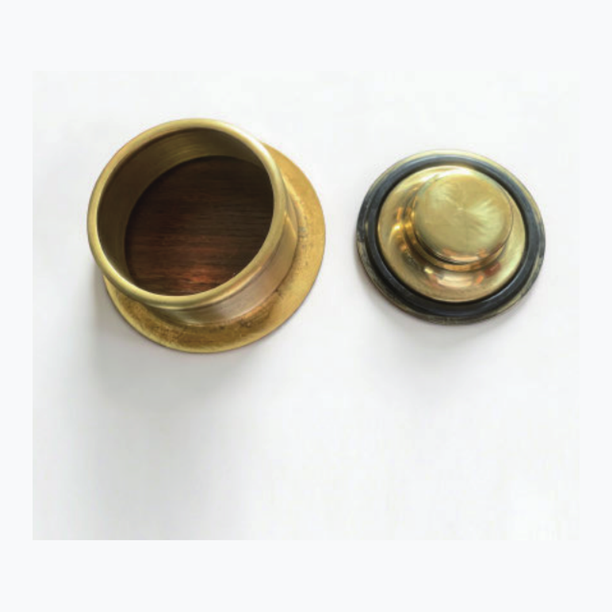 Unlacquered Brass Garbage Disposal Sink Flange with Deep Collar and Domed Knob Stopper technical document